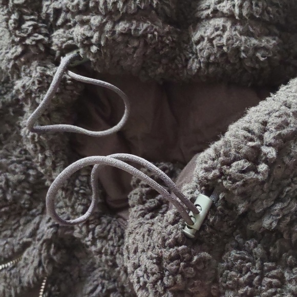 FP Movement XS Nantucket Fleece Black Sherpa Pullover - Picture 10 of 15